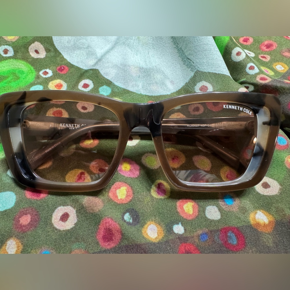 Kenneth Cole sunglasses - Picture 6 of 9